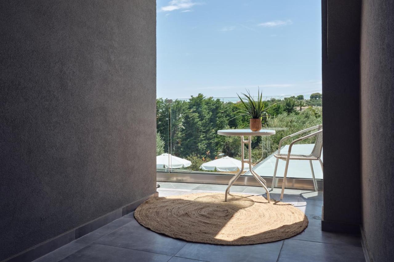 Dareia Suites Планос Экстерьер фото